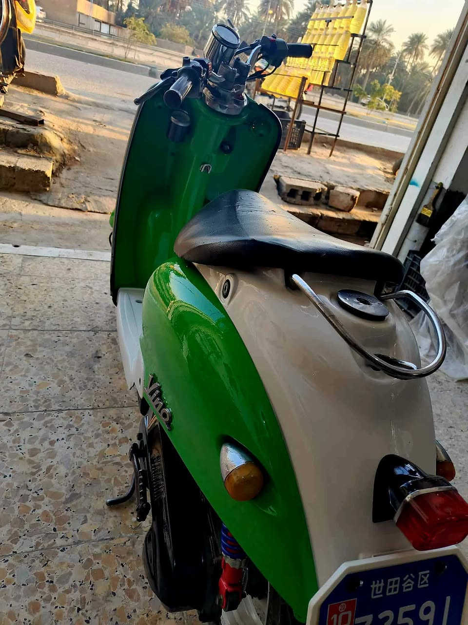 السلام عليكم دراجه كلاسك للبيع ما مفتوحه شلعه ومعدل مكينه ناشفه ومكفوله من كل صوت كير عل بلاد ما ملعوب بيها كيج بانزين وسرعه ولايتات وكهربائيات كله شغال دراجه مصبوغه لجماليه فقط السعر 440 وبيها مجال مكاني كربلاء الحسينيه الكنطره البيضه تيل 190 #***********.
