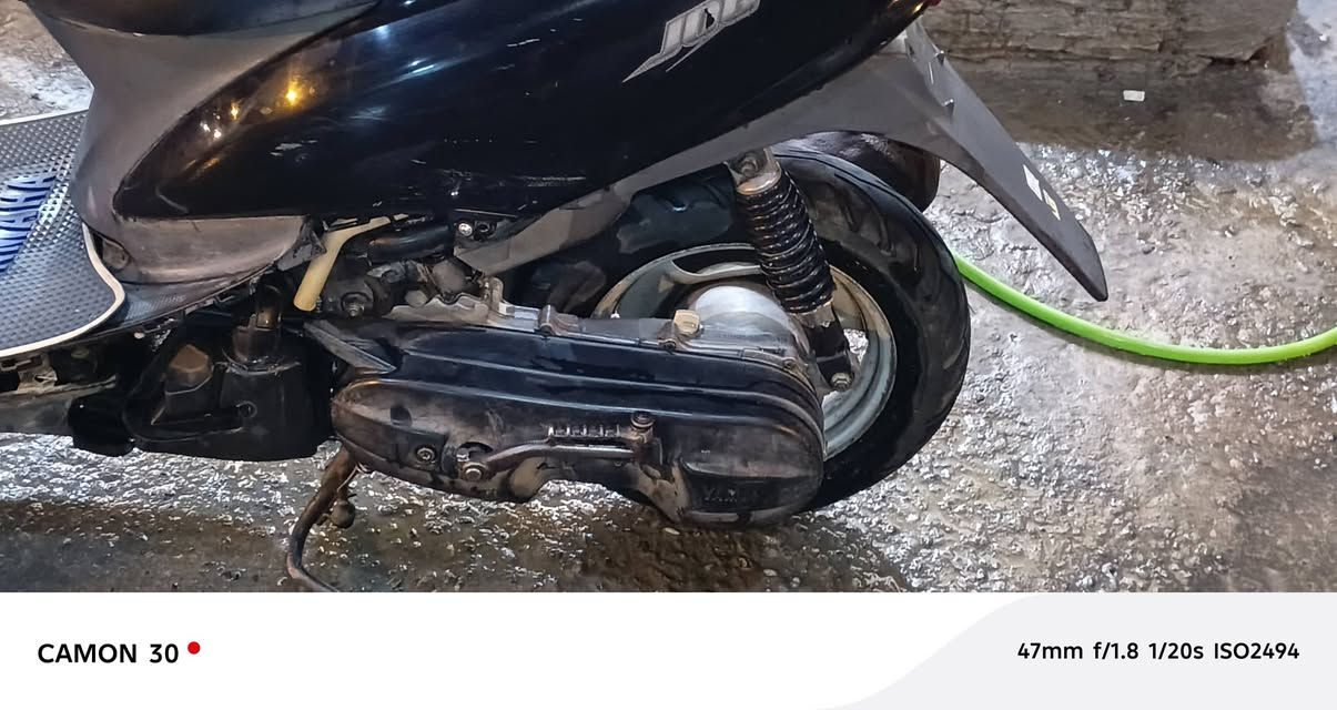 سلام عليكم عندي ماطور فرخ الاكزز للبيع السعر 300وبي مجال حك جيتك الماطور كامل شلعه معدل 60 ويرمنيه كلها شغاله اشاير بكلايت هورن سلف الايت مالو زينون الماطور جاهز كلشي مابي غراضو كلها اصليه واذا عندك مراوس اي ماطور حتا لو شحن الرقم ***********بي وتساب
