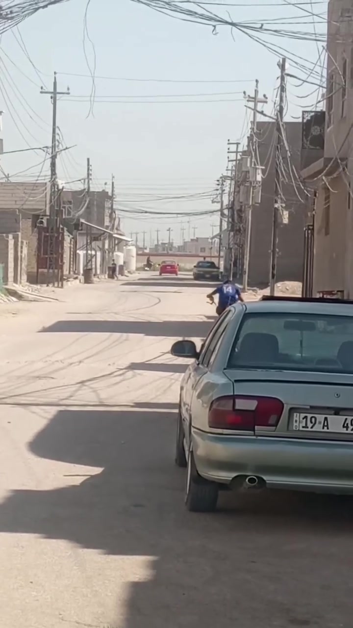 بيت للبيع 
150.متر حي تلعفر خلف جامعه كربلاء 
طابو زراعي سند 25
بناء حديث 2024 طابوك كونكريت
غرفتين وصاله وصحيات خارجيه وداخليه
مطبخ حار مطبخ بارد. ستقبال 
سعر. 70 
***********
