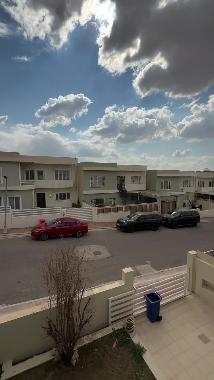 بيت 🏠 للبيع 
مساحة 200م 4غرف نوم 💤 
نص مؤثث 
للمزيد من التفاصيل 
***********☎️
https://wa.me/+9647716300202
***********☎️
https://wa.me/+9647516300202

العنوان📍اربيل/طريق كسنزان/بجانب مجدي لاند/مقابل كلية البريطانية الدولية/أتلانتك ستي.

 #foryoupageシ #اتلانتك_الامريكي #foryouシ #foryouシ #العراق #عقاراتي #عقارات #اربيل #بغداد #vlog
