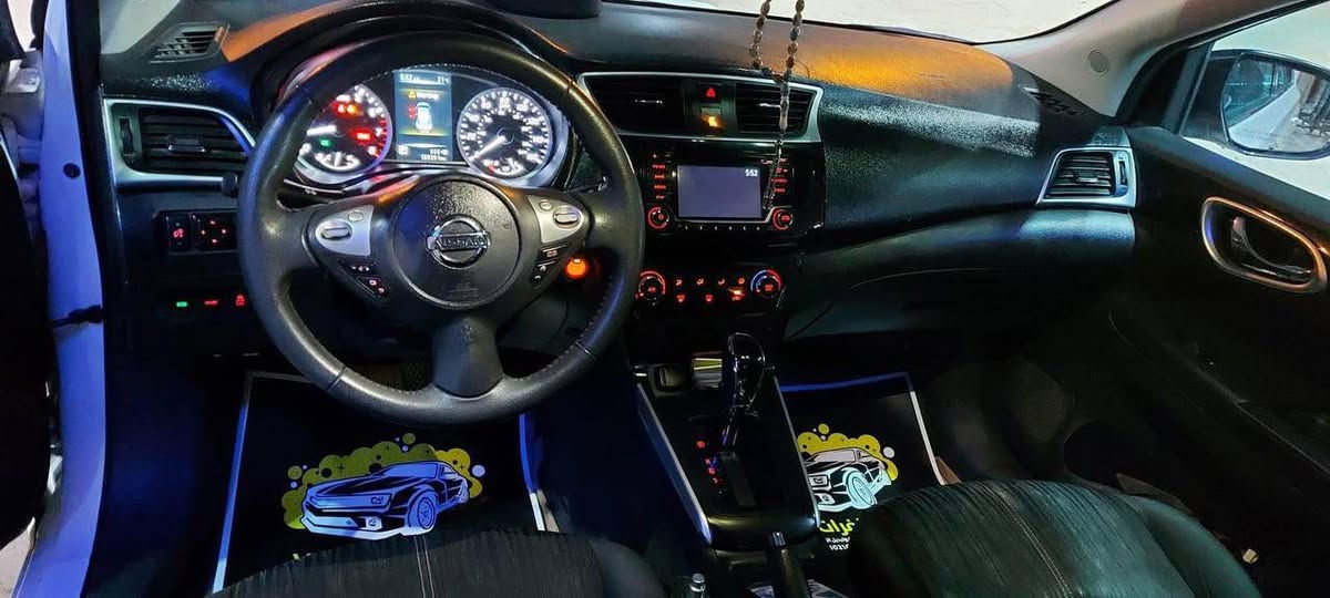 سلام عليكم
سنترا موديل 17 فول بصمه بابتين بصمه فتحه تحكم ستيران حادثه كلش بسيط سياره جاهزه من كلشي صوره الحادث مع المنشور 
السعر 115 وبيه مجال 
***********
