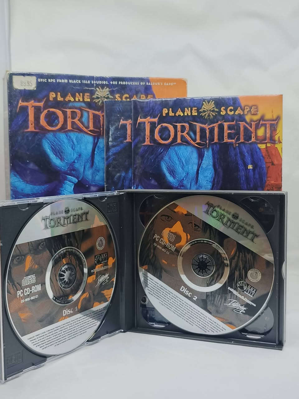 السلام عليكم شباب
لعبة plane scape torment 
نسخة اصليه لل pc 
كامله مع ملحقاتها
السعر 10 الف فقط
يتوفر توصيل


**إذا كنت صاحب هذا الإعلان وتريد حذفه لأي سبب، رجاءا أرسل رسالة إلى الدعم الفني**