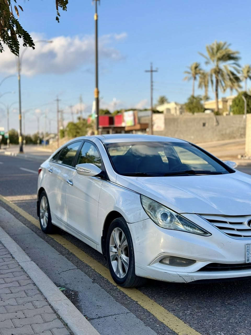 السلام عليكم
للبيع …….. 
سوناتا موديل 2011 خليجي
رقم بغداد مشروع وطني تحويل ..
محرك 2400 دوش 
كير +محرك مكفولات 
تدفئه +تبريد  بشرط 
صدر + حداديه كله بشرط 
مواصفات الشركه العامه للسياره 
مري شفط + شفتات ستيرن+ تحكمات 
داخل بيجي + حساسات خلفيه  + اشاير بالمري وباقي المواصفات المعروفه..

ملاحضه؛ السياره مكفوله كفاله عامه كما موضح في السونار 

السياره اجمل من الصور 🤍

السعر : 130$ وبيها مجال قليل🤍

مكان السياره : صلاح الدين _قضاء الضلوعية

للاستفسار الاتصال ؛
***********
