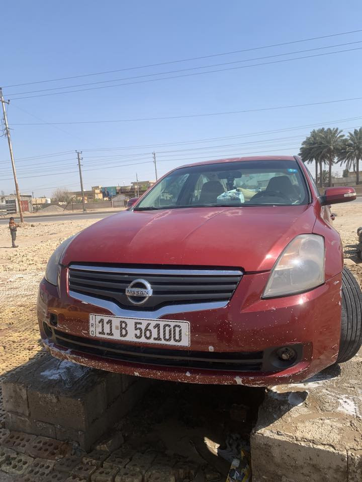 السلام عليكم 
سيارة نيسان التيما 2007 للبيع 
سيارة كلين مابيهة صبغ بس بوارد خفيفة 
سيارة بصمة 
بنوراما 
محرك 2500
السنوية مجددة لل ٢٠٣٠
سعرة 70$ ورقة 
للاستفسار اكثر الاتصال ع الرقم
***********
