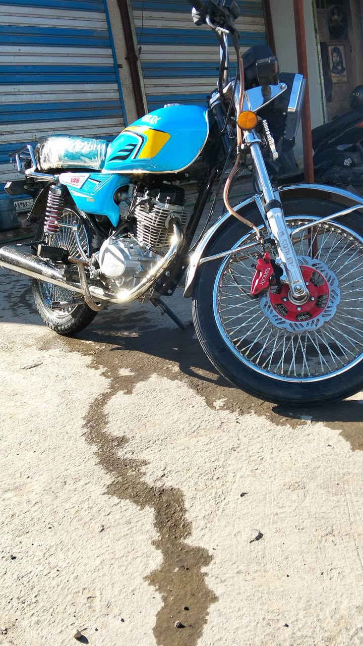 سلام عليكم 5كير يراني موديل 24 دراجه جاهزه ما بيه نقص بس هورن محرك ما مفتوح لحن يخبرني ويكلي شبيه  شبيه ما بيه مابيه اي نقص مال جناي دراجه بعده جديده كدام عينكم وراق كامله سعره 650 وبيها مجال وخادم الكم بكاني بغداد هذه رقمي ***********
