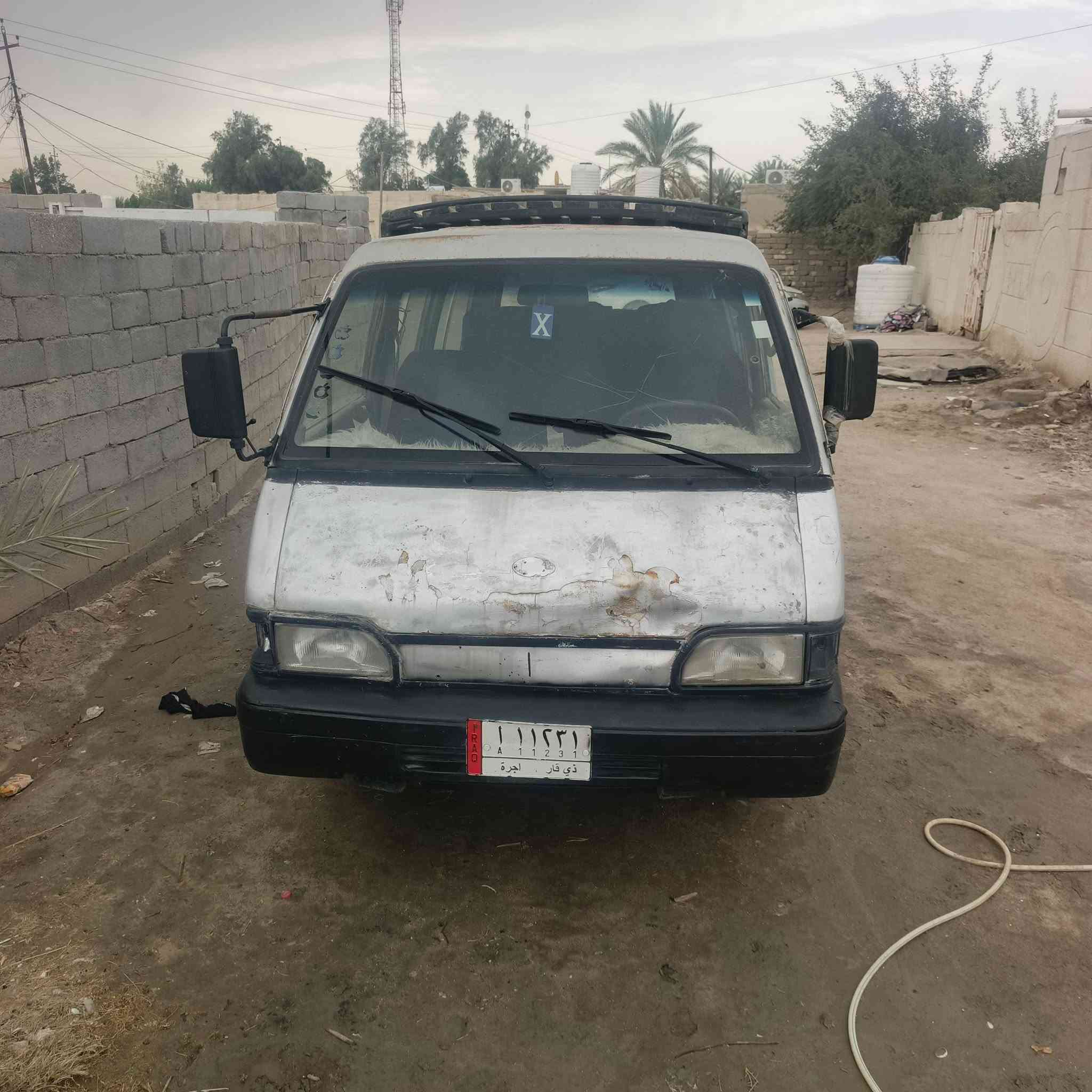 كيه بسته ٩٣ وكاله او تحويل
السياره جاهزه مكينه كير حداديه شرط 

تواير جدد داخليه كراسي استاركس غرفته حلوه 

رقم ابيض لماني  تريد وكاله تريد تحويل 

السعر ٢١ وبيه مجال العنوان ناصريه مركز  ***********
