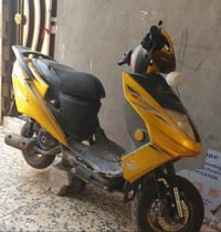 عاطلة • متروكة • للبيع