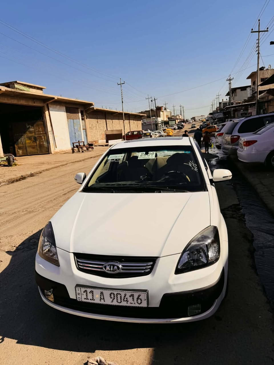 كيا ريو وارد خليجي 2009 نظيفة مال بيت بيها معجون باب السايق شوية بس شرط التحويل
***********
