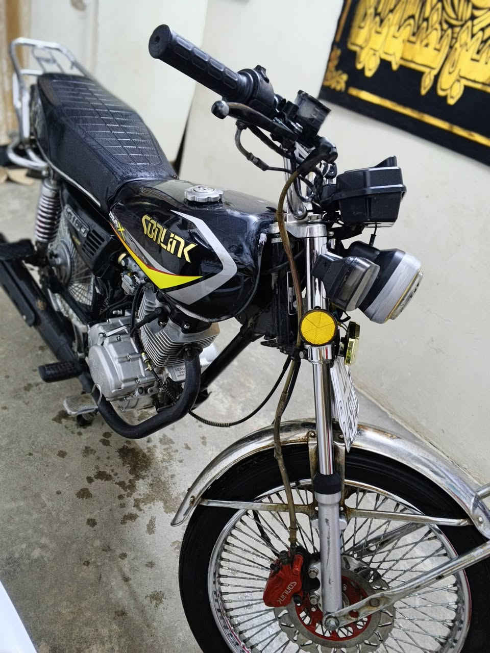 السلام عليكم للبيع سونك 4 كير محرك مكفول ما مفتوح مرقم بغداد مشروع وطني السعر 1250 وبي مجال الستفسار واتساب ***********
مكاني بغداد الشعله
