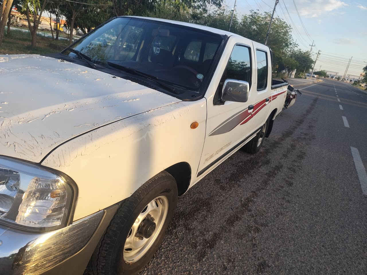 نیسان دەبڵ مۆدێل 2008 بۆ فرۆشتن 
یابانی ئەسڵی نرخ ٨٨گەڵاو کەمیک مجال
ڕەقم سلیمانی تحویل ئەسل
گیرو مەکینەی بەشەرت
چوارتایەی لۆکی  لەژێرایە 
زۆر توندوتۆڵە 
بێ مەسروفە ناوسور
 جام کارەبا دەبڵ گێچ
عام بویاخ نیە بەلام بەسبوح عام ئەی فرۆشم
 زۆرپاکوجوان ماوەتەوە
بەناوی خۆمەوەیە 
سەنەوی تاوە ۲۰۳۰تازەیە 
شوین کەلار ڕزگاری
ژم***********
