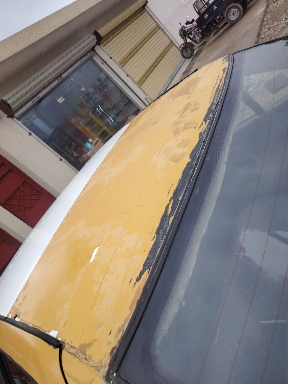 السلام عليكم سمند 2012 كير مكينة خير من الله والمكينة فرنسي َتفاصيل أكثر تصال ع هذا الرقم *********** مكان واسط  ٢٢ وبيها مجال
