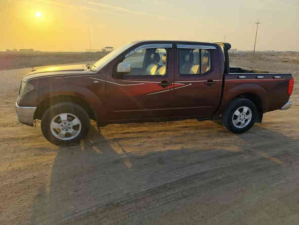 السلام عليكم إخوان نيفادا للبيع موديل٢٠٠٩, باسمي رقم إنكليزي السياره مكفولة كل شيء بيها على البلاد وأي ضربه مابين وبعده على الشركه والشراب يتصل ***********
