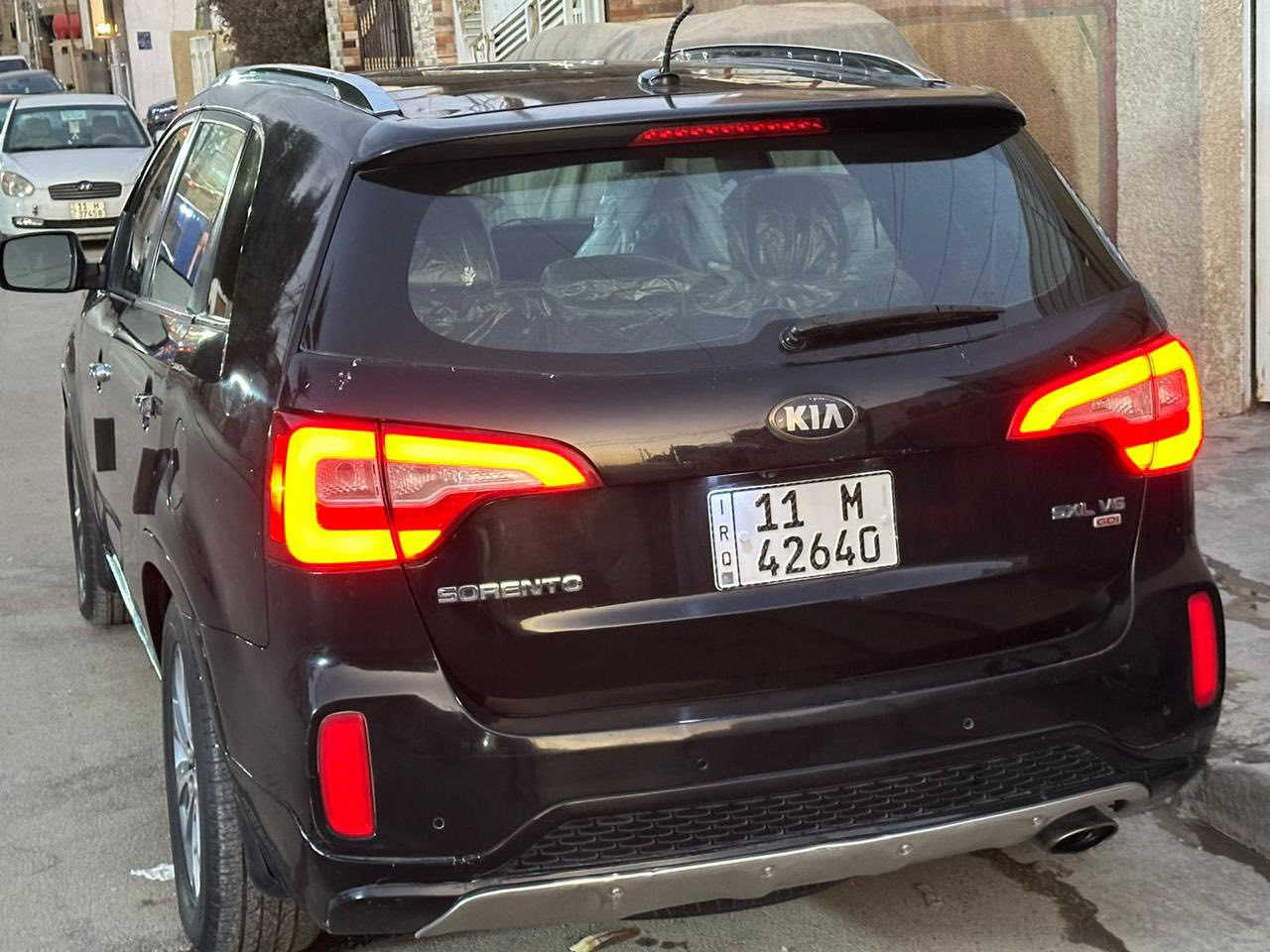 سلام عليكم سورنتو امريكي موديل 14سونار موجود بل منشور سياره فول 1/1  سعر 150. وبيه مجال بغداد الجديده رقمي ***********
