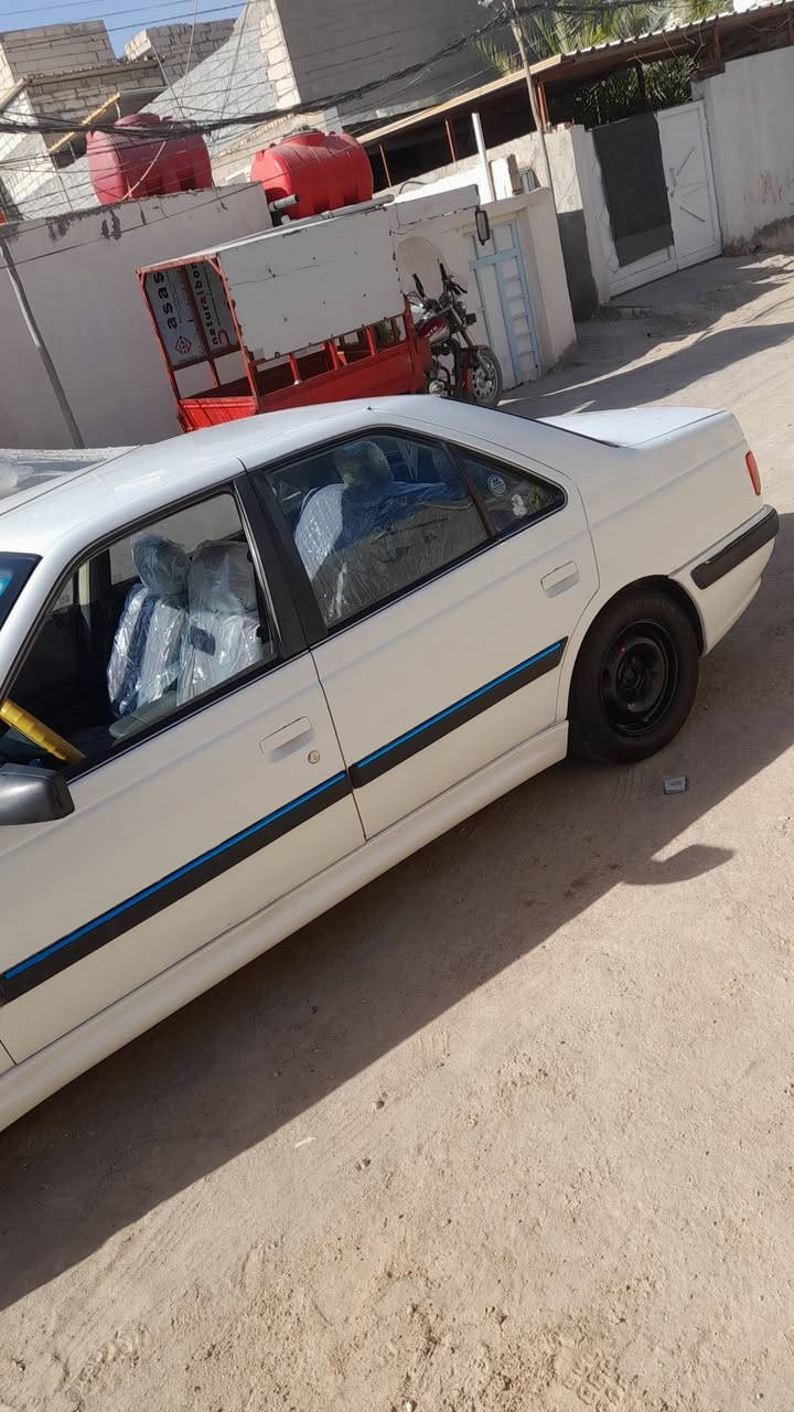سلام عليكم بيجو بارص للبيع كير محرك كفاله تبريد ثلج مكاني نجف رقمهه قادسيه سياره بيهه باب مبدل وهلالات معمره فقط السعر 45 هاذه رقمي ***********
