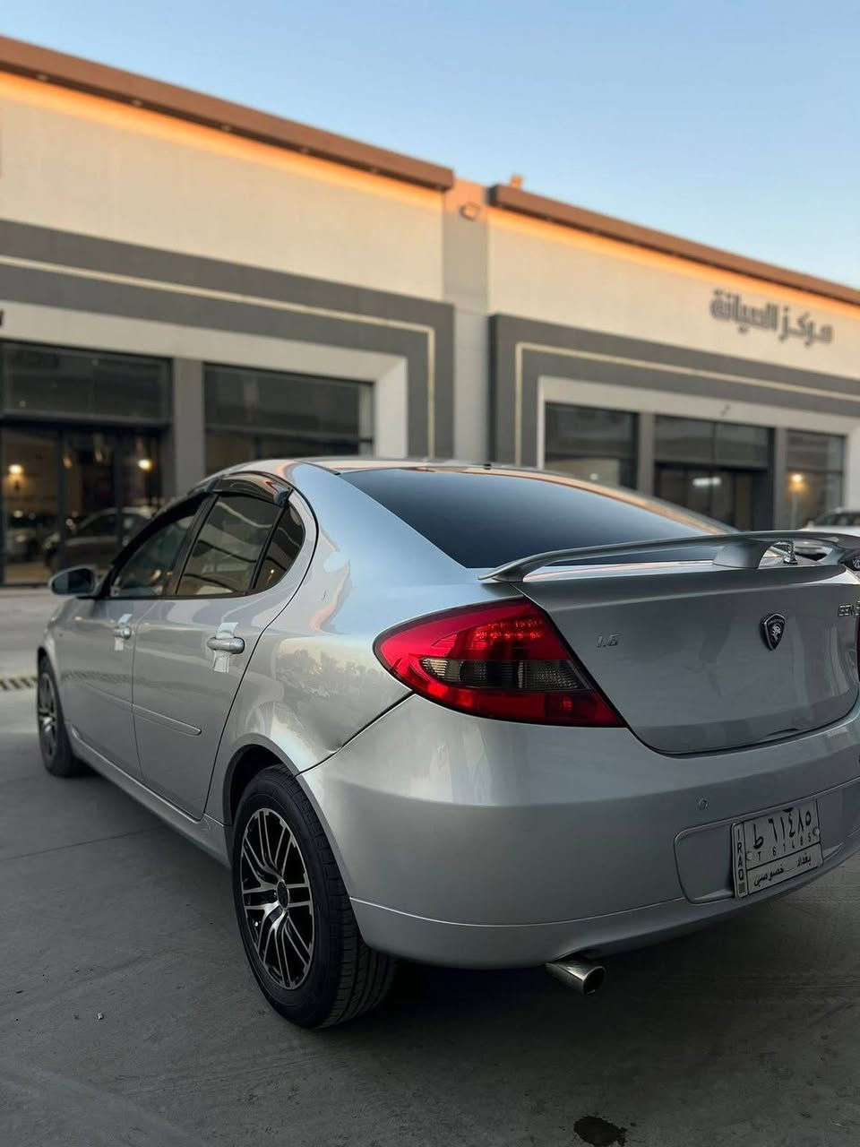 برتون ٢٠١٦
كير عاي
محرك وكير شرط
اربع جامات كهرب
بيها ثلاث قطع صبغ بدون دواخل
منظومة زنون
شاشة كامرة
ماشية 242 km
السعر ٦٣
التواصل على ***********
