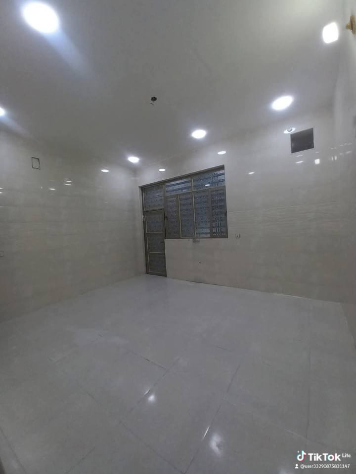 دار البيع 200 متر البيع منطقة العابجيه قرب الاربع سايدات الاستفسار اتصل رقم ***********
