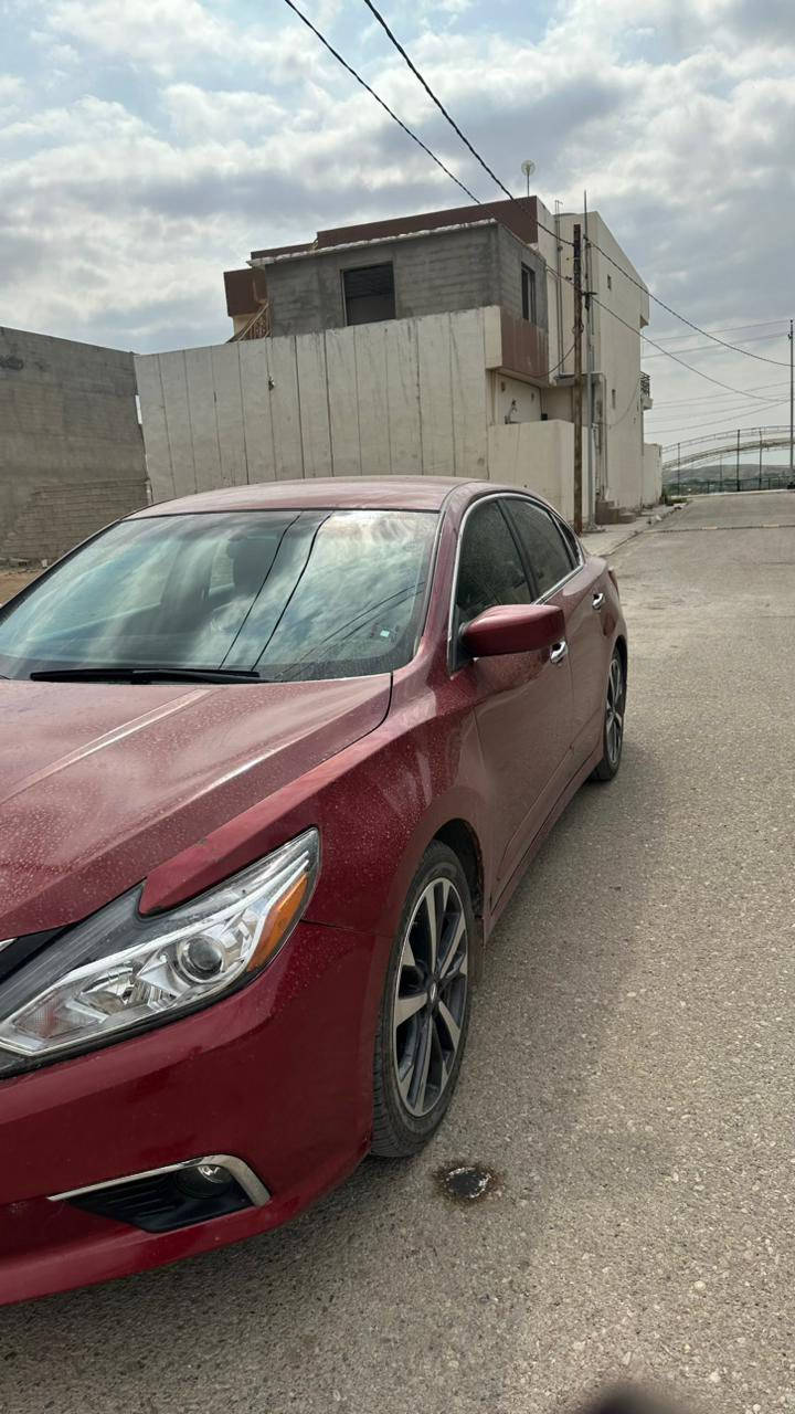 السلام عليكم 
نيسان التيما  SRموديل 2017 امريكي 
السعر 116 وبي مجال
ستيرن شفتات 
حادثها سرقه جاملغات اماميه ثنين بدون دواخل بدون لغد مكفوله كفاله عامه من ضربه 
بنيد مبدل بي تجاري كاصلها من امريكا ودافع فلوسه تاخذ مني بنيد 
كير مكينه بشرط 
كير بي براد 
ماشيه 78 ميل حقيقي 
تبريد تدفئه بشرط 
حداديه 100‎%‎
بصمه ابواب 
بصمه جنطه 
تحكم ستيرن 
تثبيت سرعه 
كاميرا خلفيه 
تايرات جدد 
هزه جديده 
شرط تحويل 
السونار مرفق ويه صور
مكانها ديالى جلولاء 
*********** متواجد فيس واتساب وعلى خاص
