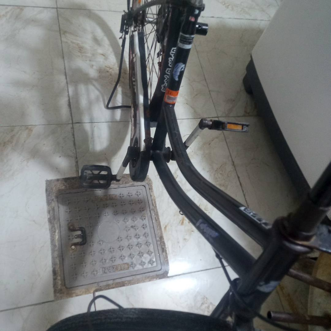 سلام عليكم  بيسكل للبيع مكفول كلشي مابي  منطقه القبله *********** سعر خاص
