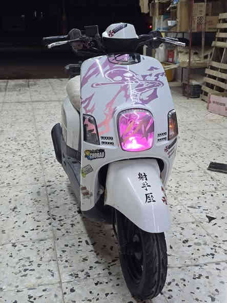 ماكس بوليس للبيع
شلعه ومعدل فول
تايرات جدد
السعر 550 وبيها مجال
المكان كربلاء طويريج 
***********
