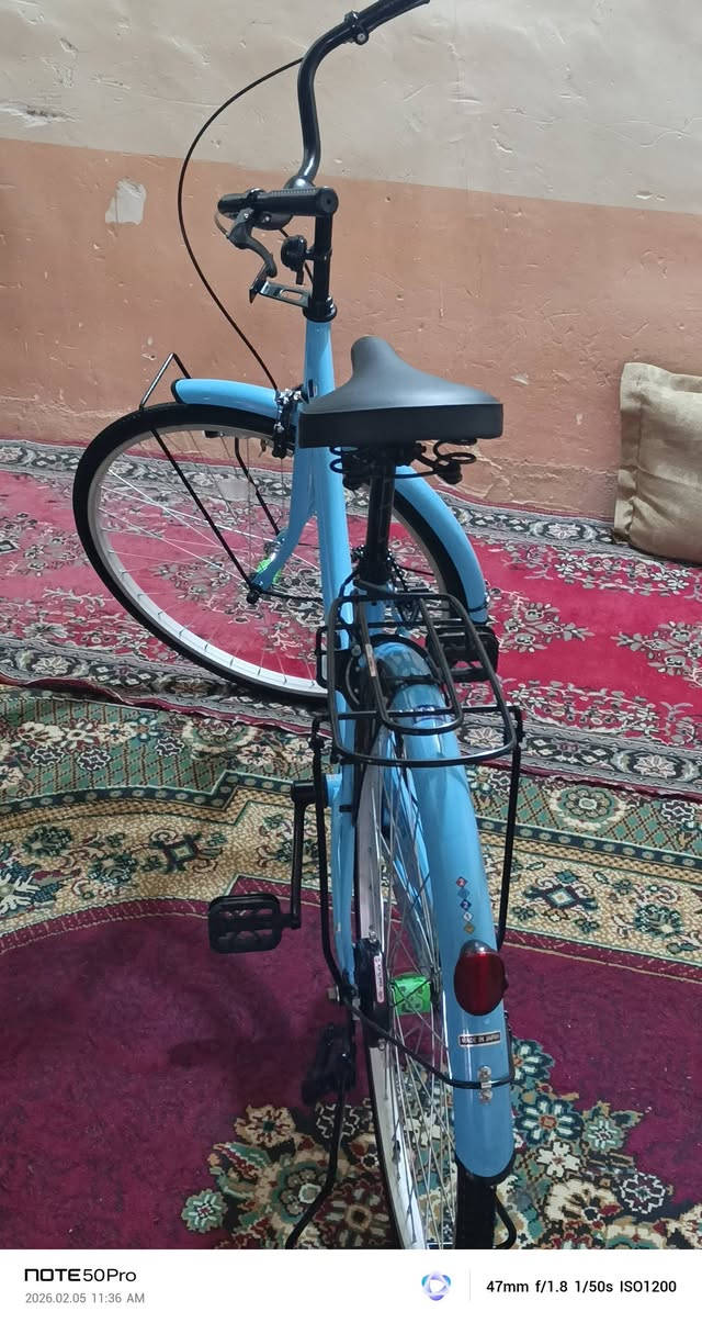 بايسكل لبيع السعر 140وبي مجال المكان كربلاء حي العسكري ***********
البايسكل حاويه توني ماخذه ماصارله شهر
