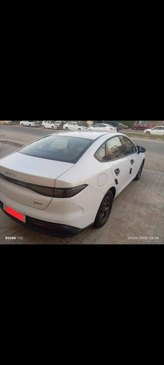 سلام عليكم
اخوان byd سيل 5 للبيع 
جديدة رقم بغداد 
مواصفاتها معروفة 
عليها اضافات 
حوضيات اصلية 
كفر يدات  ومري 
إنارة داخلية 
دشبول و ابواب 

سعرها 19 و 400 
للاستفسار مراسلة خاص


**إذا كنت صاحب هذا الإعلان وتريد حذفه لأي سبب، رجاءا أرسل رسالة إلى الدعم الفني**