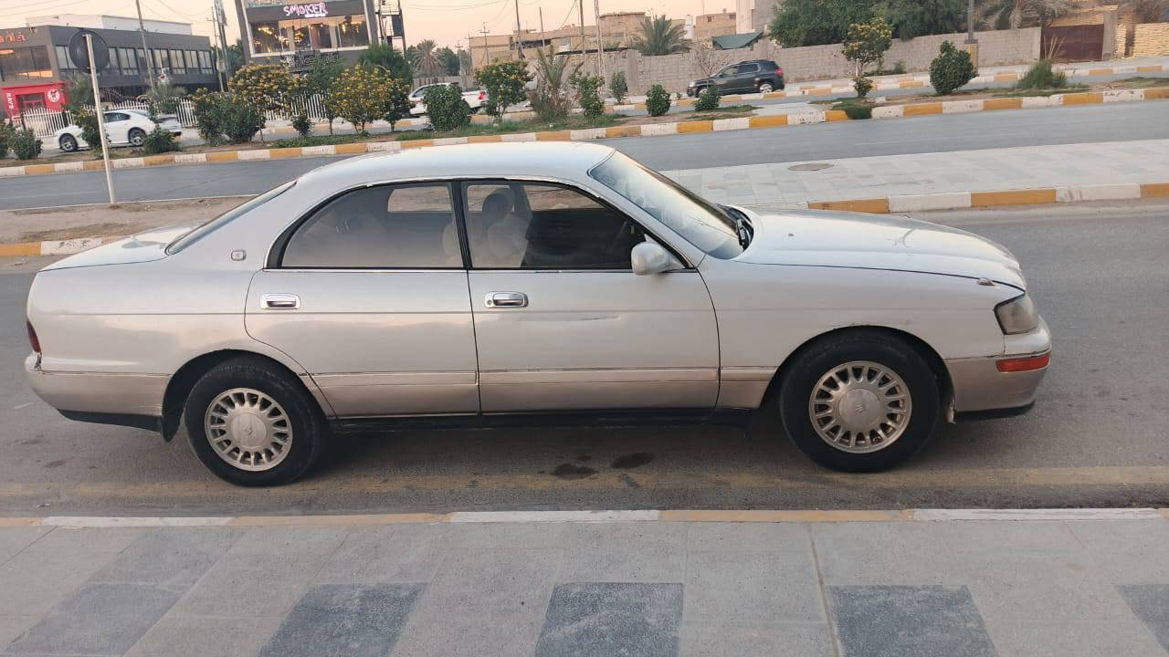 سلام عليكم سياره البيع كير ومكينه مكفولات كشر نضيف مابيها ضربه حداديه جديده سعر 47 وبيها مجال ناصريه مركز رقم الهاتف ***********
