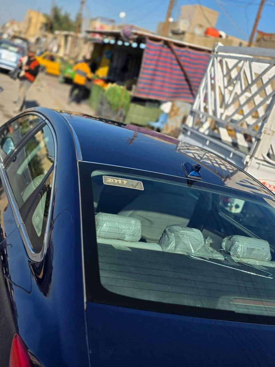 السلام عليكم سيارة سوناتا 2016
وارد امريكي gdi حادثه دعامية بسيط ما واصل للشاصي 
رقمه سليمانية ماشيه 120 
كير ومكينة 2400 شرط الفحص 
تخم تاير وباتري جديد 
السيارة بيه صبغ مكانين من جانب واحد (كل مكان شبر) 
دواخل كشنات نضيفة 
تدفئة تبريد فول(مكلف بالنشر) *********** 
النجف الاشرف - ناحية القادسية
