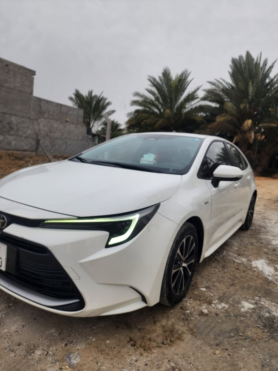 السلام عليكم
كورلا الشكل الأمريكي 
موديل 2024 
مكينة 1800 هايبرد
رقم بغداد بسمي تحويل ثاني يوم
ماشية 42 الف
فول مواصفات 
بصمة ابواب وبصمة تشغيل
شاشة كار بلي
رادار تحديد مسار وقوف ذاتي
بيها طخة بالجاملغ الأمامي وشبر من البنيد ومصلحة ع البارد بدون صبغ وصور الطخه موجوده بالمنشور
باقي السيارة مكفول
السعر 145 وبيها مجال بسيط 
مكان السيارة الدورة 
الاتصال على الرقم 
***********
