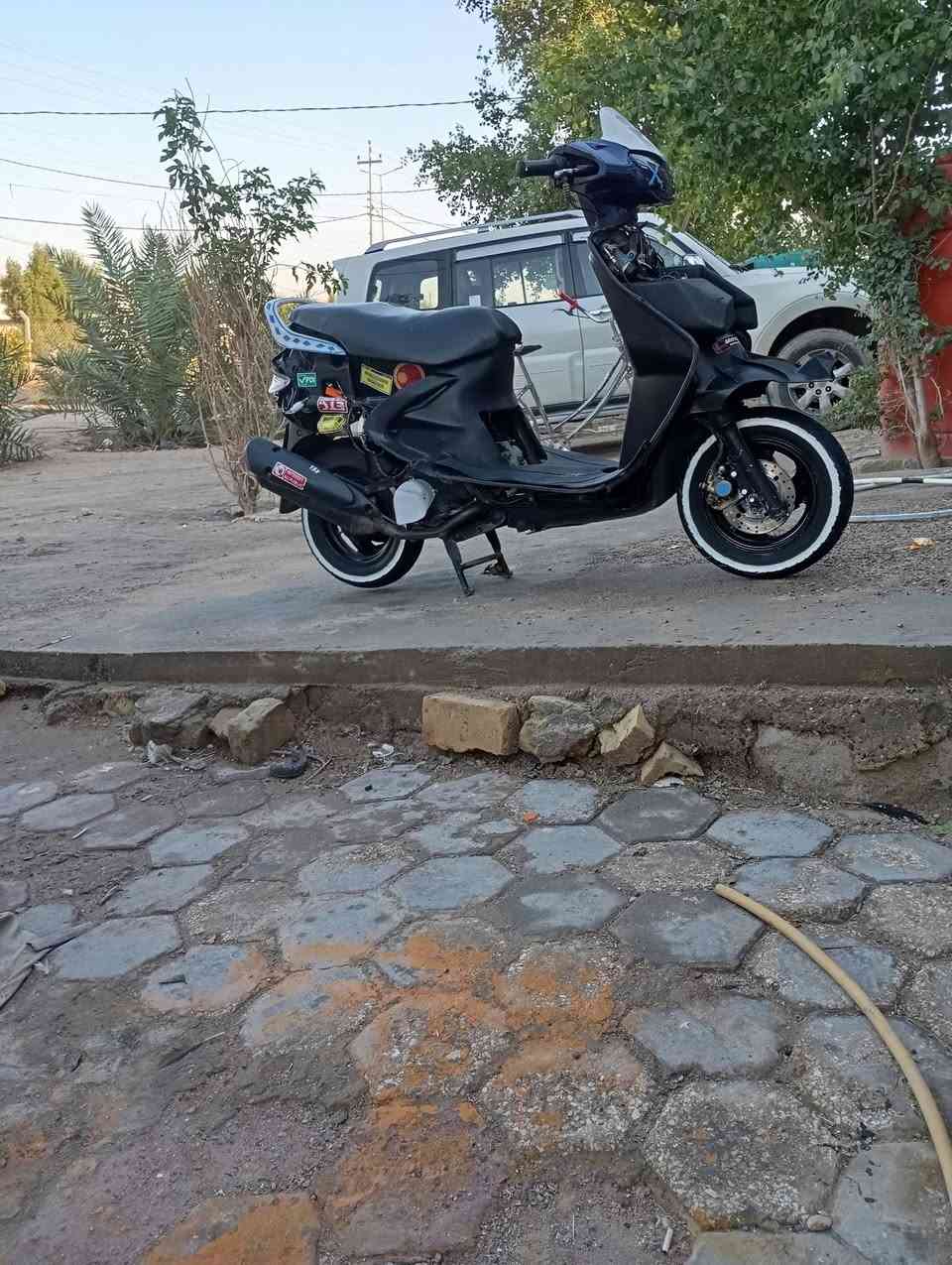 سلام عليكم دراجه فراشه للبيع جاهزه من كلشي مكينه مفتوحه مره وحده كهربائيات كله شغاله صالنصه FM سعر 350 بيه مجال حك جيه


**إذا كنت صاحب هذا الإعلان وتريد حذفه لأي سبب، رجاءا أرسل رسالة إلى الدعم الفني**