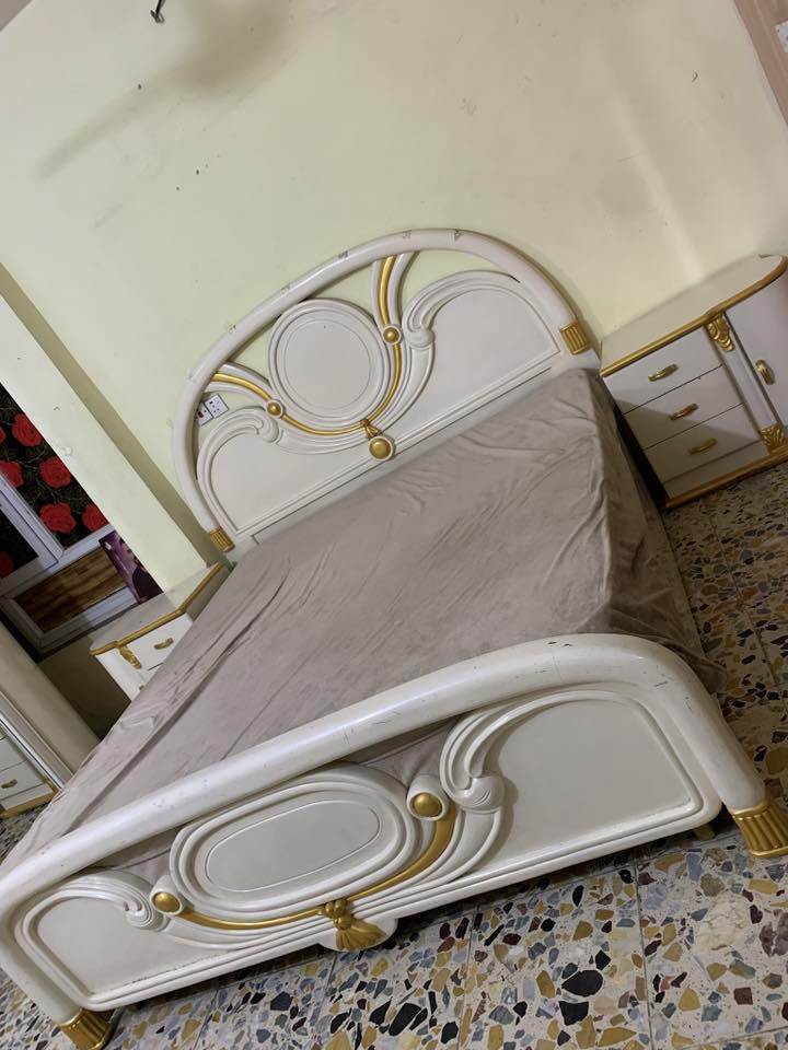 300 بغداد
***********
