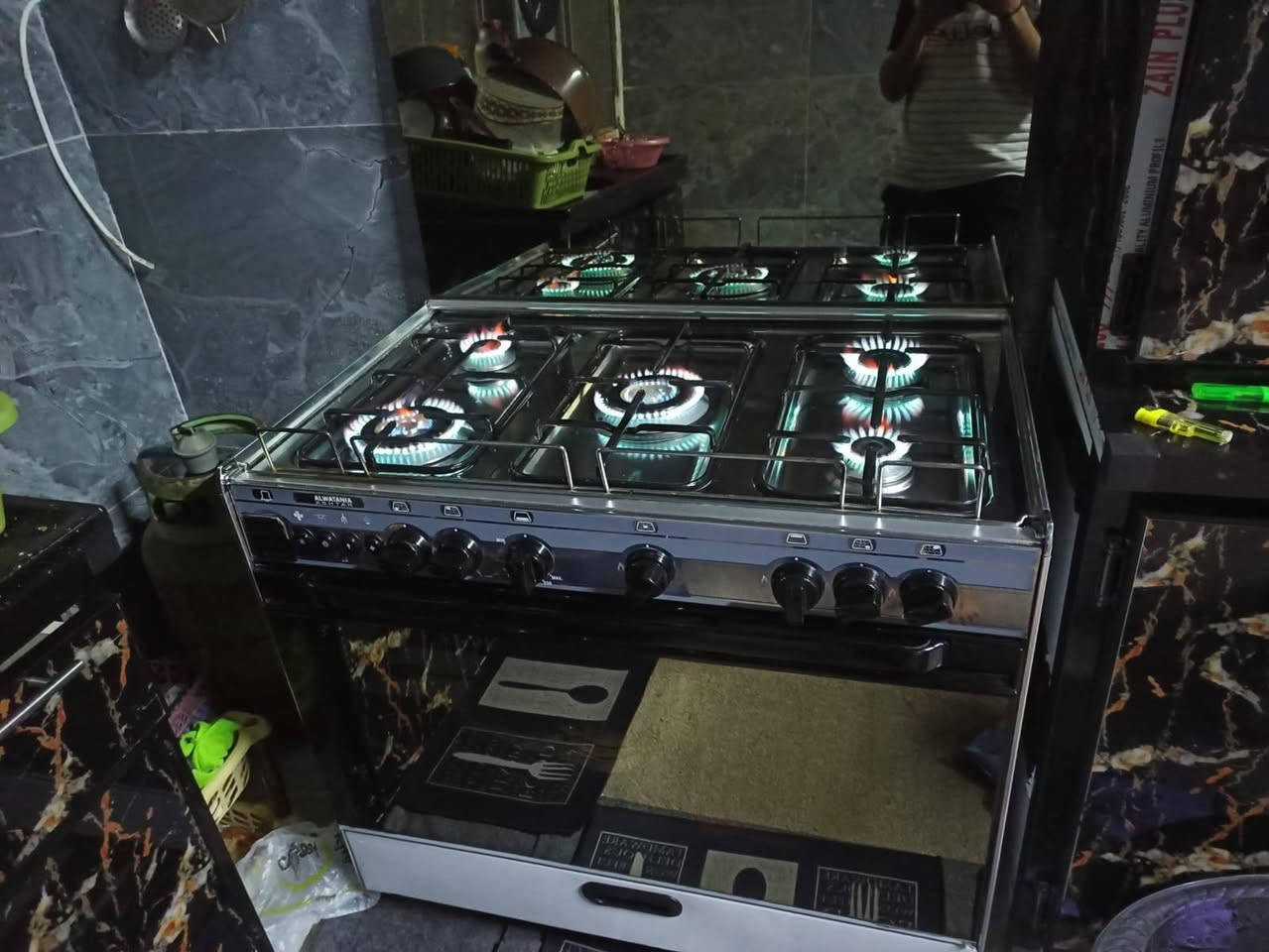 للبيع طباخ اخو الجديد
السعر 350وبي مجال

***********
