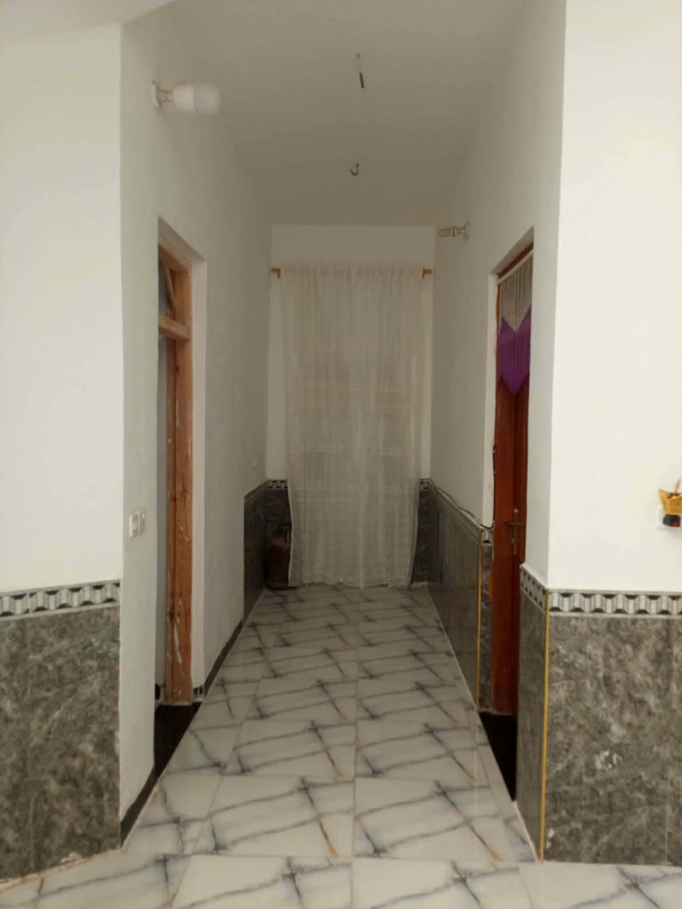 🏡 #بيت_للبيع🏡

📍 الموقع:  حي الشرطه شار 4سايدات
📐 المساحة: 200 متر مسلح النزال20 الواجه 10

✨ تفاصيل الدار:
 تفاصيل البناء غرف نوم عدد2+ +صاله +ممر+مطبخ  + استقبال 
 

📞 للاستفسار والمشاهدة يرجى التواصل مع 

🏢 مكتب الشهم للتطوير العقاري

📍 الديوانية – شارع الوكفة القديم

مقابل بريد التحدي – قرب معهد الخوارزمي

☎️ ***********

📩 راسلنا الآن واحجز فرصتك للسكن والاستقرار
