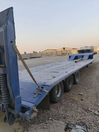 لودر للبيع طول 9.25 بدون سلايت.  مع سلايت يفتح 14 متر 4 دنكير بلادي. د...