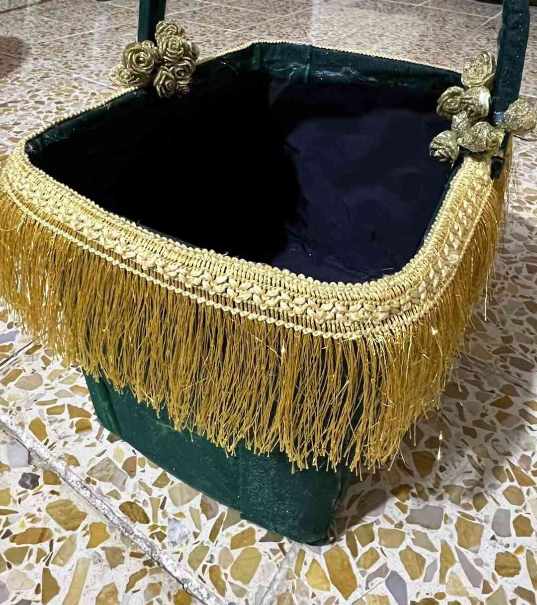 صواني قاسم مع سلات 
للبيع سعر  خاص لان كلمن وسعره والياخذهن كلهن. نزله من سعر


**إذا كنت صاحب هذا الإعلان وتريد حذفه لأي سبب، رجاءا أرسل رسالة إلى الدعم الفني**