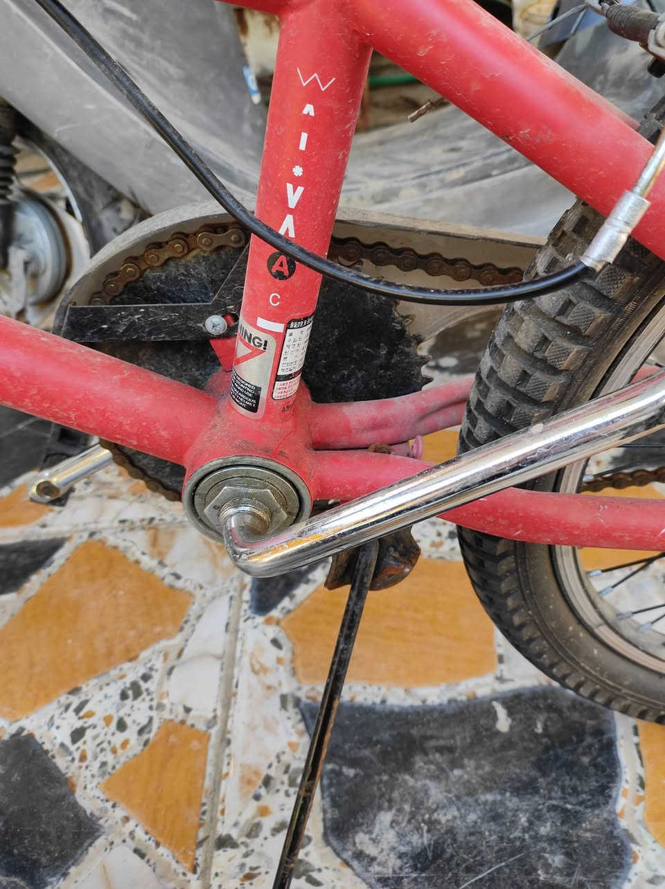 بايسكل باله امريكي ماانستخدم استعراضي جاهز حجم ٢٠ نظيف جدا بصره
***********
