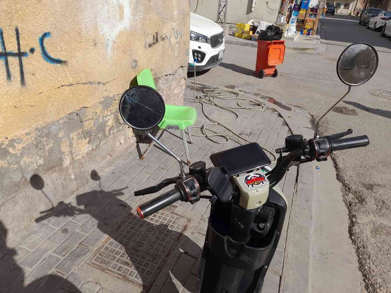 سلام عليكم دراجه شحن أر 9 سعر 400 بيها مجال  منكاني بصره طوسه قرب جسر الاحمر  ***********
