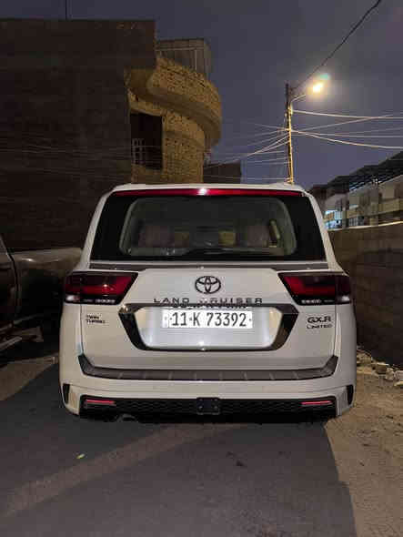 * لاندكروزر GXR لمتد تون تيربو 2024
زيرو  ابيض المكان البصرة
* ⁠الموديل : 2024
* ⁠الفئة: /twin turbo GXR / LIMTE 
* ⁠السعر (113 / مليون) مرقم 
* ⁠اللون ابيض رقم بغداد مكانها البصرة 
* ⁠داخل جلد بيجي 
* ⁠محرك  6 سلند (4000) 
* ⁠رادار خلفي لد شباك امامي 
* ⁠دوسات جانبية نيكل 
* ⁠كتابات لاندكروز 
* دعاميات كت (لحاية) 
* ⁠ترايش ابواب نفخ 
* ⁠ايرباك عدد (8)
* ⁠بصمة تشغيل 
* بصمات ابواب عدد (5) 
* ⁠شاشة امامية كبيرة 
* شاشات خلفية عدد (2)
* ⁠كامرات عدد 4 (360 درجة) 
* ⁠فتحة سقف (سلايت) 
* ⁠كراسي الامامية كهرباء 
* كراسي الامامية تبريد 
* ⁠مقاعد (7) راكب دفع رباعي (4 * 4) 
* ⁠ثلاجة وسطية جنطة كهرباء 
* ⁠تبريد شاشة شاحن واير ليس 
* ⁠حساس امامي خلفي 
* ⁠مري طي كهرباء 
* ⁠وباقي مواصفاتGXR المتد المعروفة 
* ⁠مكاني البصرة
*********** البصرة

