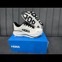 💎🔥💥HOKA 💥🔥💎 جمله فقط 🤚🏻 كوالتي عالي 💯 📍قياسات 40-45 توصيل لكافة محافظا...