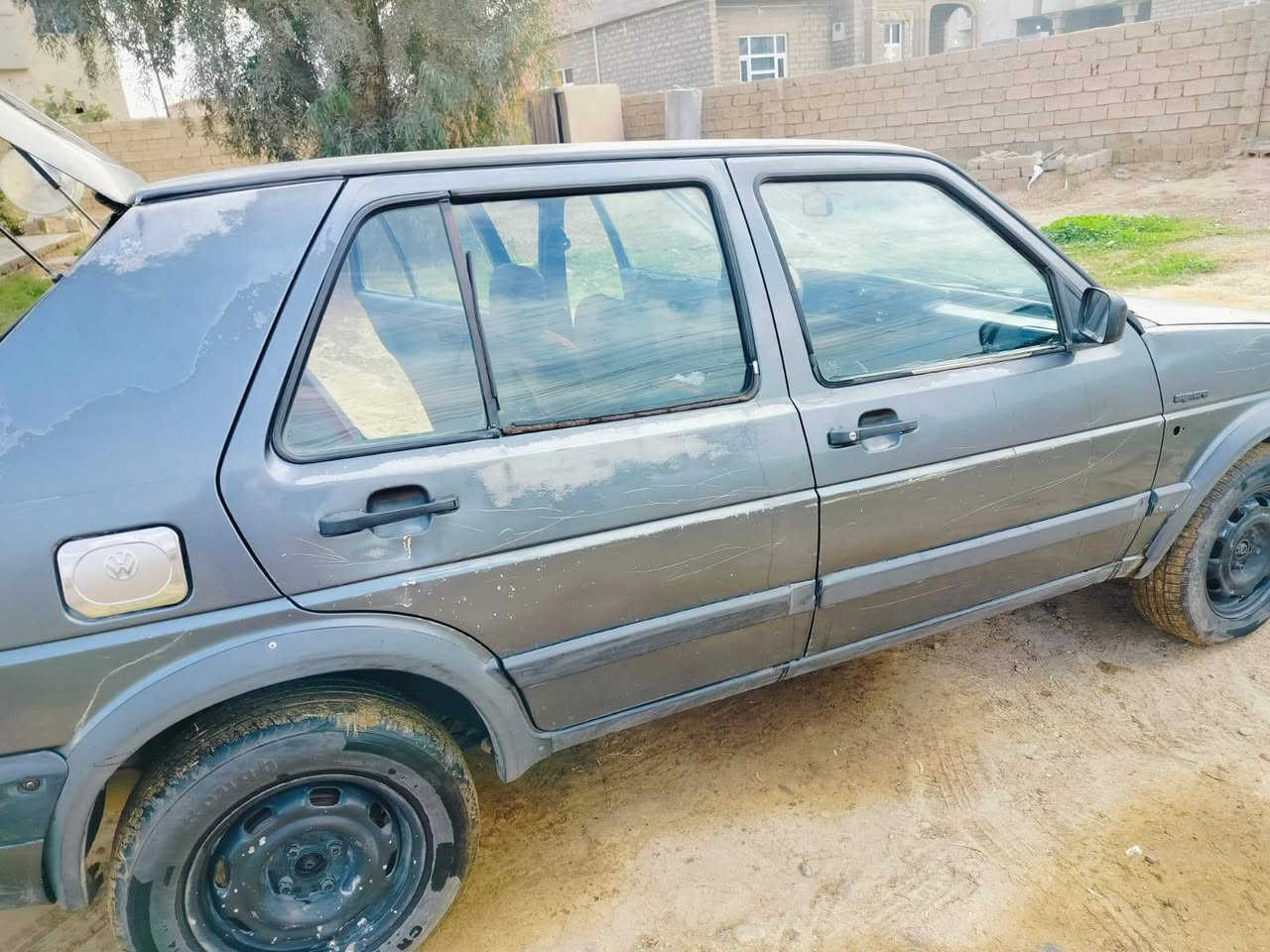 @إشارة سلام عليكم گولف للبيع السعر 14 رقه رقم فحص راعيها ما اندله   مكفولة من العشائر اتصال ***********
