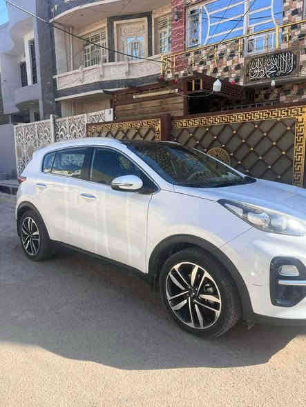 سبورتج ٢٠١٩ للبيع 
-بنوراما 
- فول تحكم ستيرن 
- ويل كب كبير
- مري شفط
- حساس امامي خلفي
السيارة استلام شركة ماشية ٦٦ الف 
بيهة صبغ بالباب الخلفي جداً بسيط بدون معجون 
السعر 197 وبيهة مجال بسيط
بغداد- الاعلام 

0772 707 8790 بغداد
