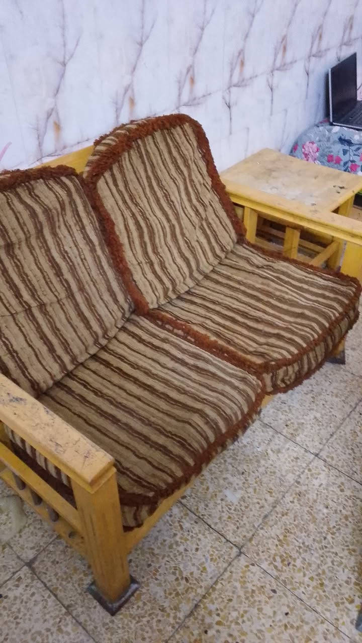 اغراض منزليه للبيع الزعفرانيه اربع شوارع ***********
