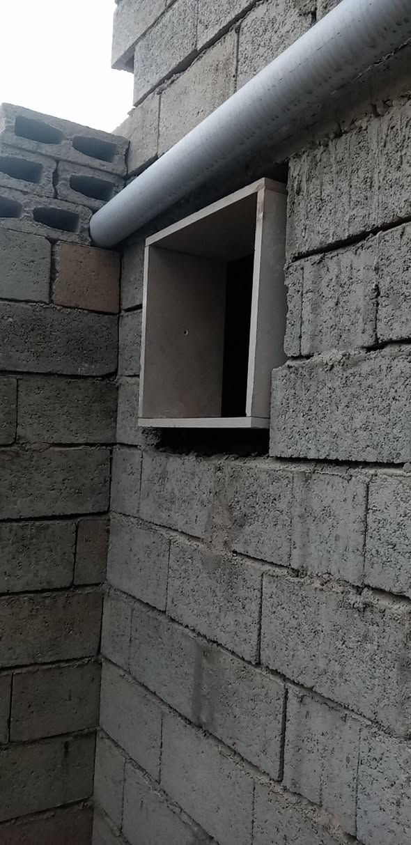 ابو ازل للمرمر 
تم إنجاز العمل في كركوك طوب زاوة 
اي استفسار اني حاضر 
نظام العمل براغي وتشميع 
***********
