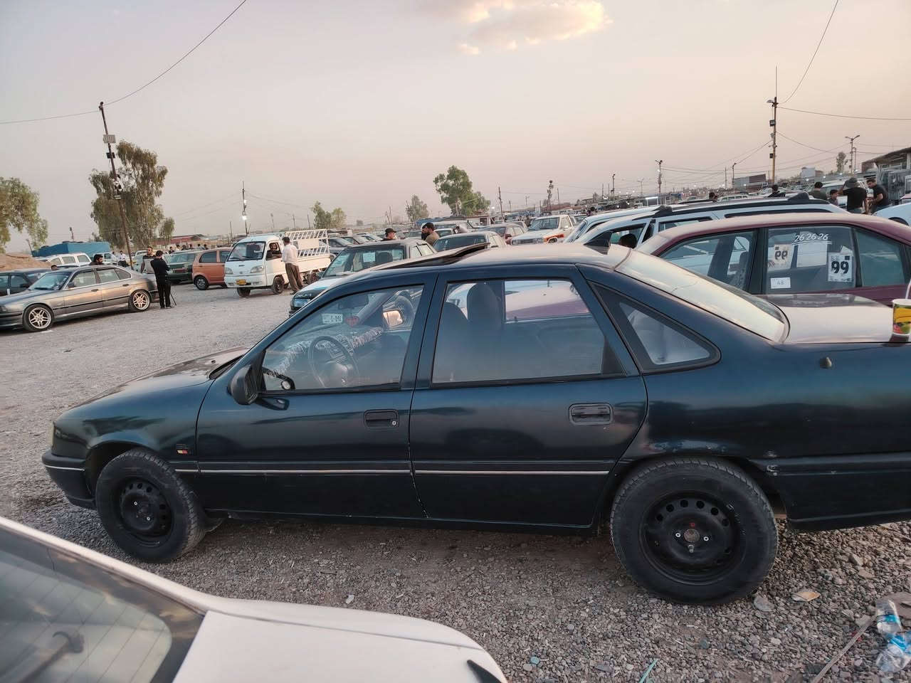وبل فكترا حجم ١٨موديل ١٩٩١ محرك وكير شرط  من دعم ولكص الشرعي مسافر خارج العراق اسياره بيها وكاله من شرعي ومسوي وكاله من وكاله السعر ٢٦وبيها مجال ***********
