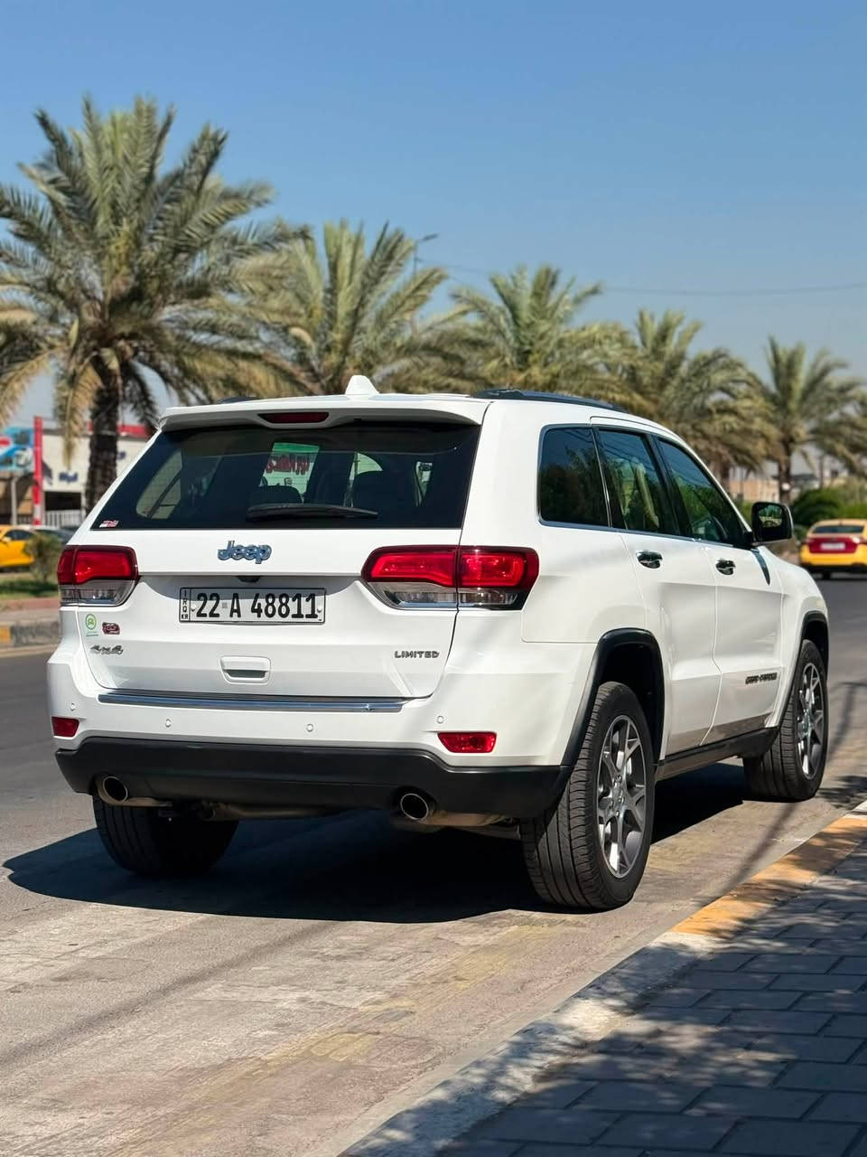 سلام عليكم
جيب 2021 وارد خليجي مكفولة كفاله عامه
السعر 265 ورقه بيه مجال بعد المعاينه
بغداد /الشعب /شارع الاسواق/مركزيه
هـ/***********
