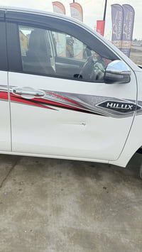 تيوتا بيك اب  موديل ٢٤  شركة ساز فول مواصفات ماشيه ٩٥ الف كيلو  بدون ص...