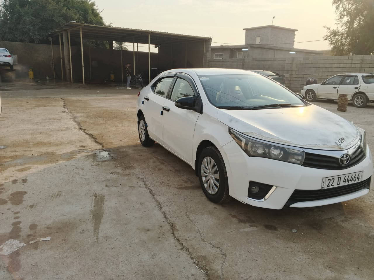 السلام عليكم
كورلا موديل 2015
السياره نضيفه ما ناقصه اي شي شغل ومشي
رقم الهاتف ***********
