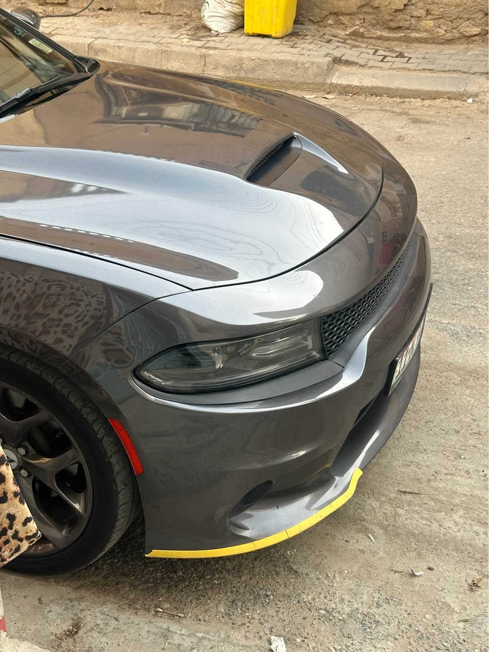 جارجر gt 2019 وارد امريكي 6 سلندر حادثها خلفي جاملغات خلفيه ومكانات صبغ ابيع احزام حتى لااتعبك ولااتعبني 
 رقم بغداد دولي بأسمي ماشيه 110 الف
السياره جدأ نظيفه وجاهزه حدادية تخم تاير جديد ادامة كامله 
السعر 180 البصرة, العراق


**إذا كنت صاحب هذا الإعلان وتريد حذفه لأي سبب، رجاءا أرسل رسالة إلى الدعم الفني**