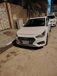 اكسنت ٢٠٢٠ • فل مواصفات • ١٦٠٠