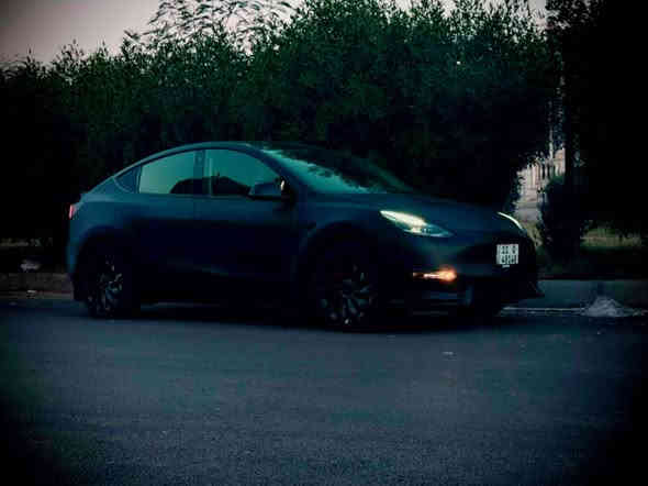 تيسلا 2023. كلين بدون صبغ Y دبل ماطور لونك رينج
للبيع فقط  
ماشيه. 32 الف كيلو 
مغلفه ppf. بلكامل 
السياره جديده كلش 
عليها اضافات. هوايه. 
صور امريكا مرفقه 
مكان السياره بغداد القادسيه 
***********
