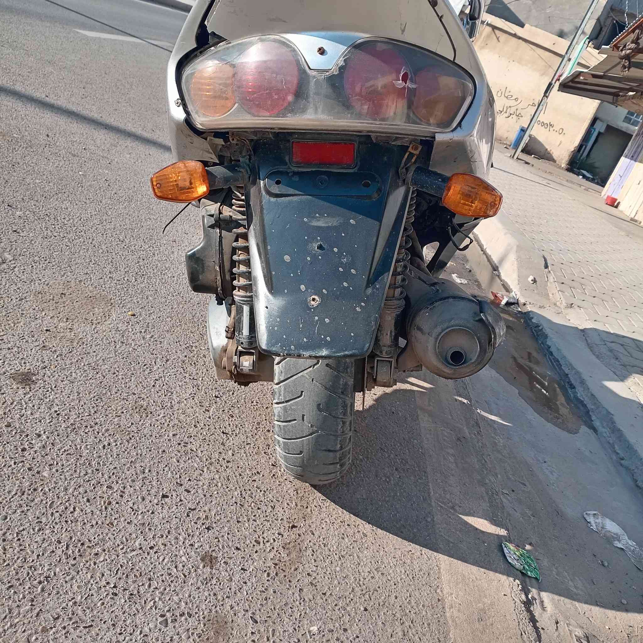 السلام عليكم
فورزه 06 للبيع مستعجل عل بيعتها
محرك مجفت جديد
كهربائيات كلها شغاله وسماعه بلوتوث
بريك امامي وخلفي شغال
اشاير وهورن شغال
السعر 400وبيها مجال
للاستفسار عل خاص او عل رقم ***********
